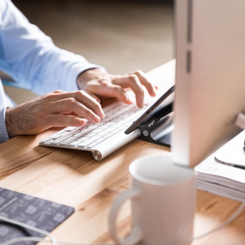 dragonXL™ - desktop device stands for iPhone & iPad
